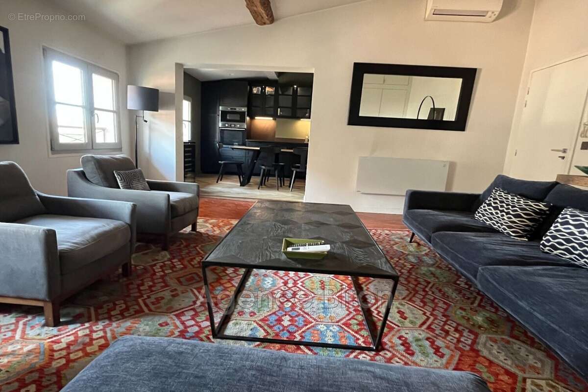 Appartement à AIX-EN-PROVENCE