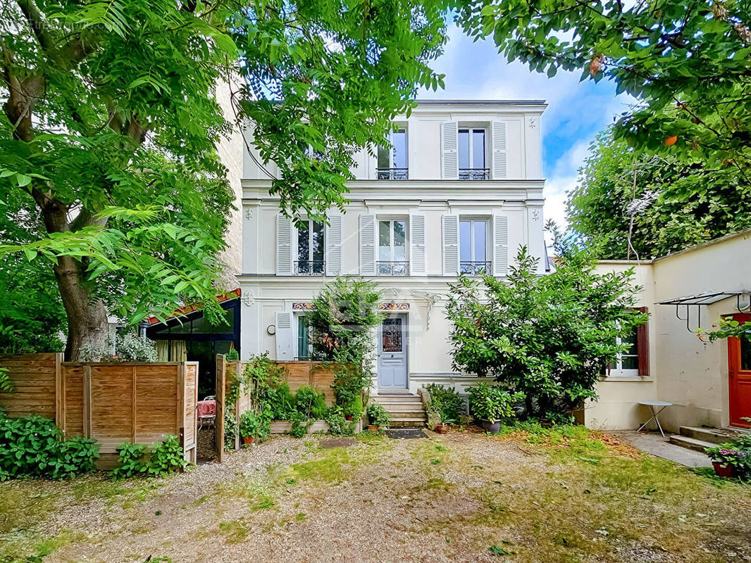 Appartement à BOIS-COLOMBES