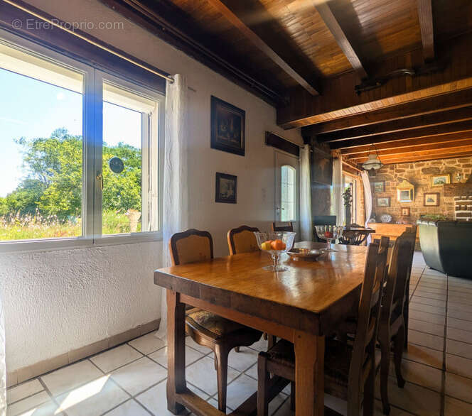 Maison à SAINT-JORY-DE-CHALAIS