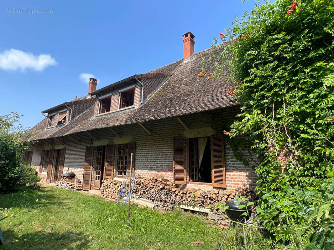 Maison à LA CHAUX