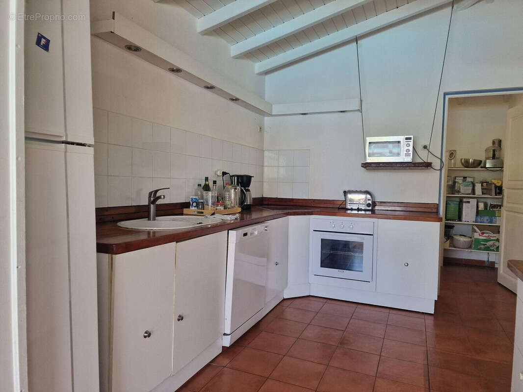 Maison à CAPESTERRE-DE-MARIE-GALANTE