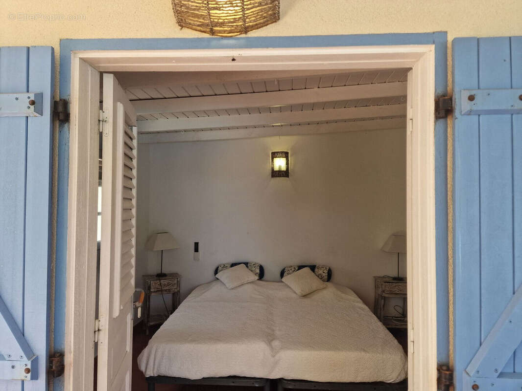 Maison à CAPESTERRE-DE-MARIE-GALANTE