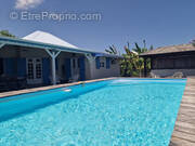 Maison à CAPESTERRE-DE-MARIE-GALANTE