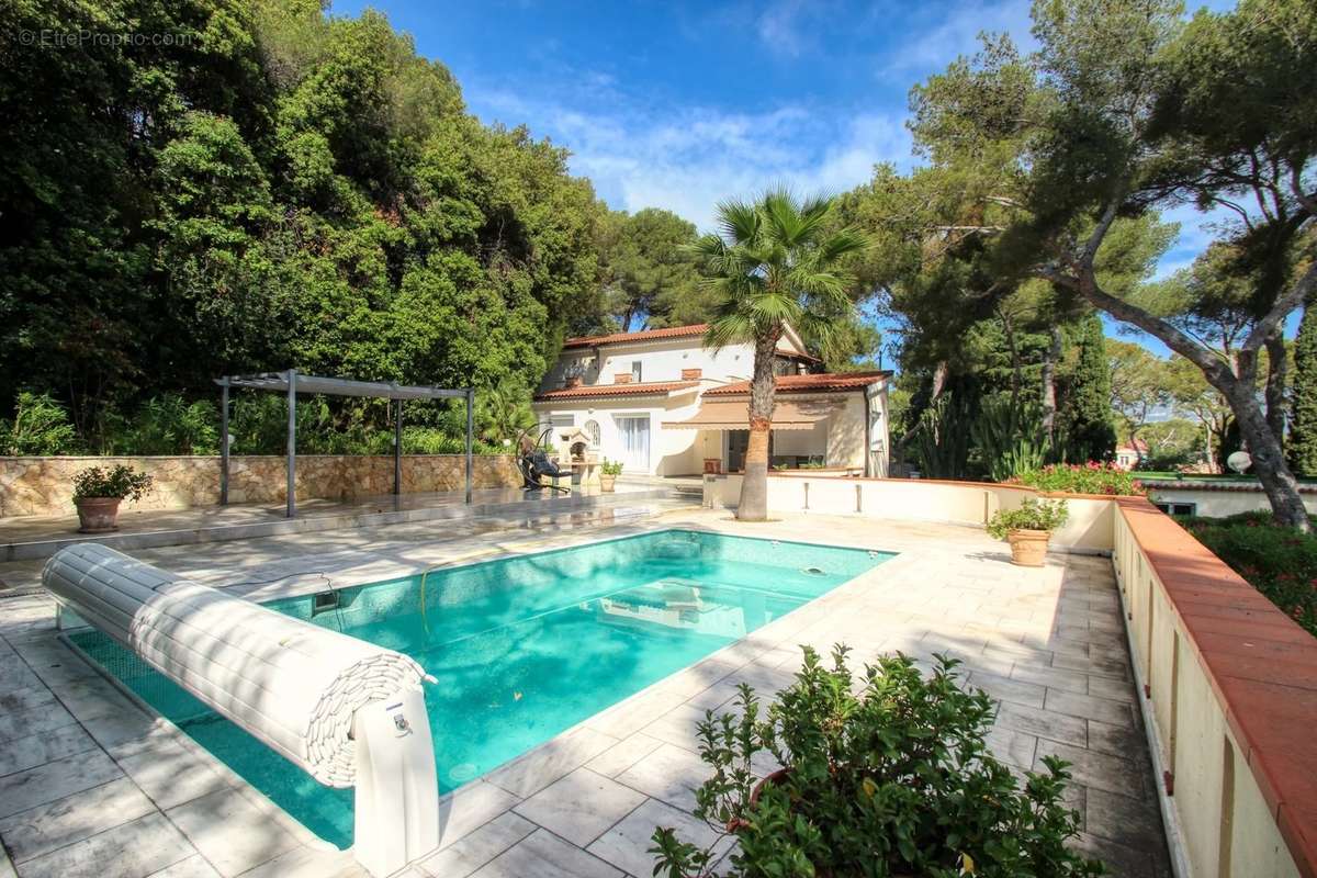 Maison à SAINT-JEAN-CAP-FERRAT