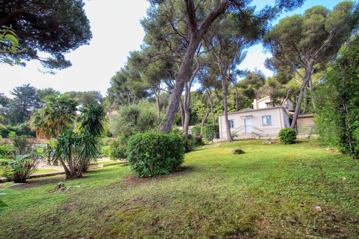 Maison à SAINT-JEAN-CAP-FERRAT