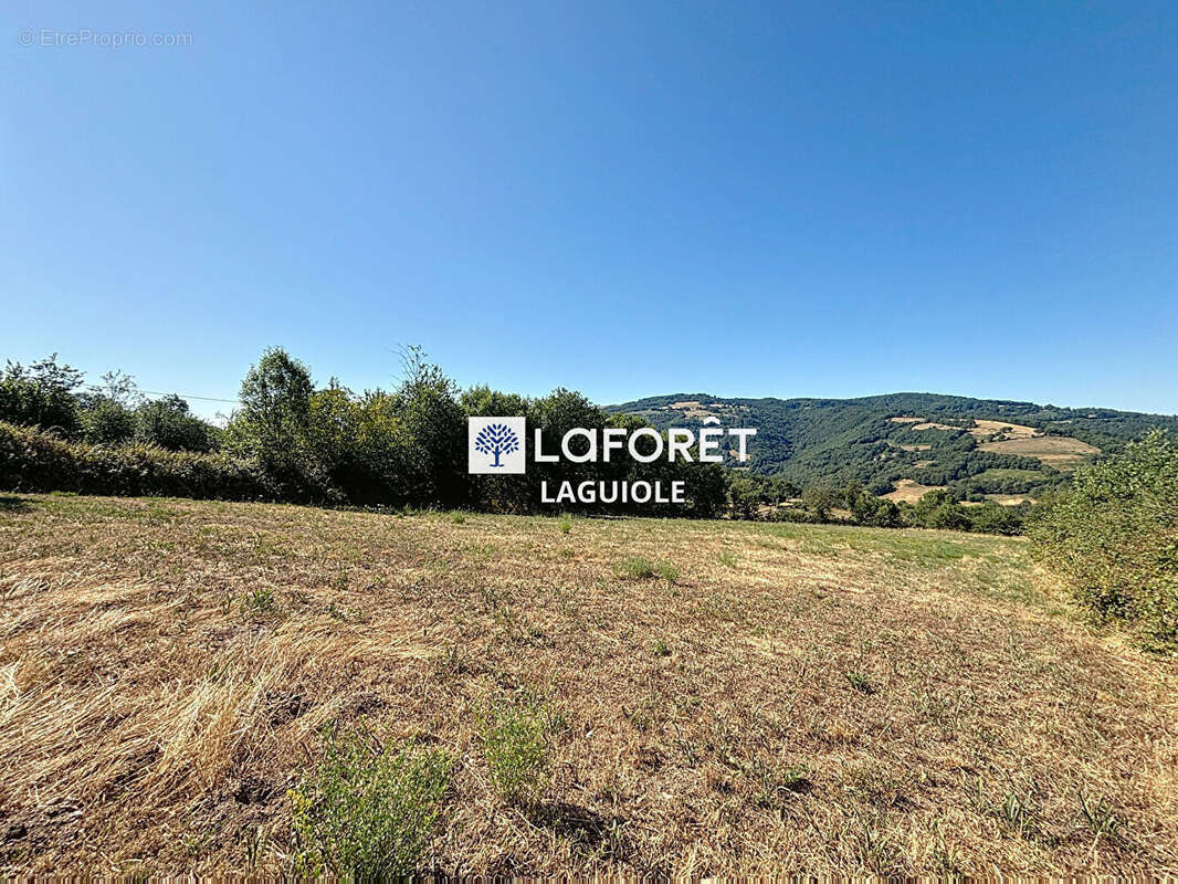 Terrain à CASTELNAU-DE-MANDAILLES