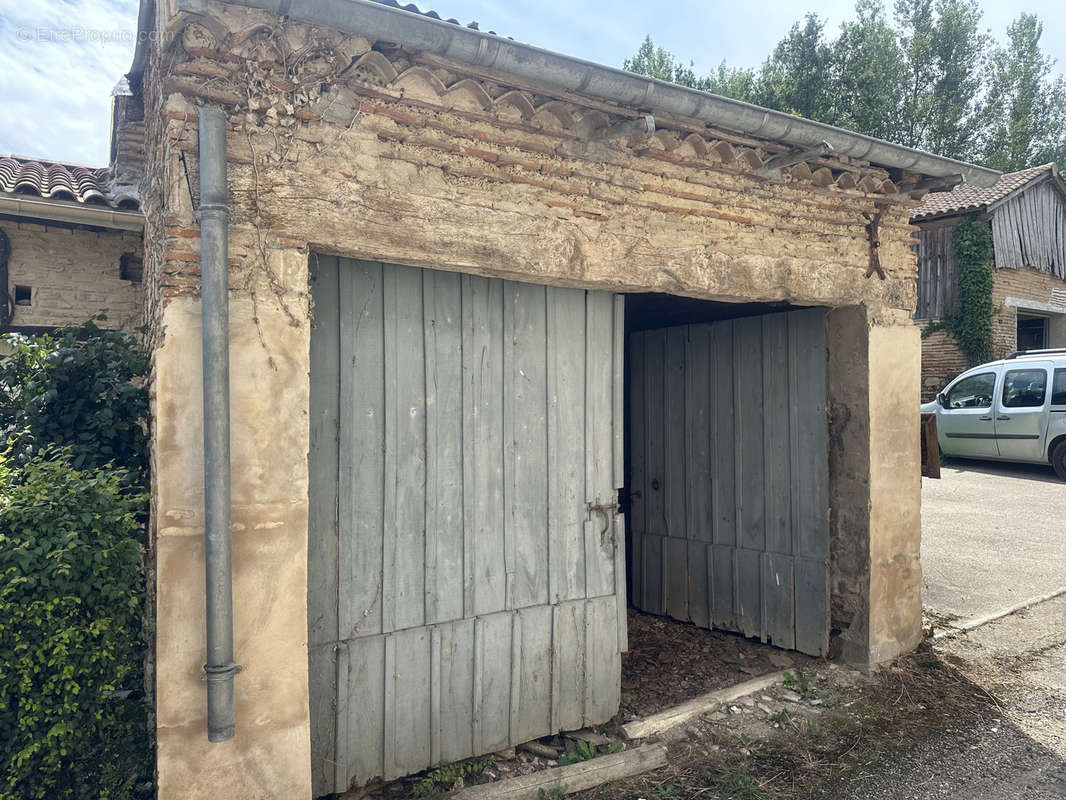 Maison à CAUMONT-SUR-GARONNE