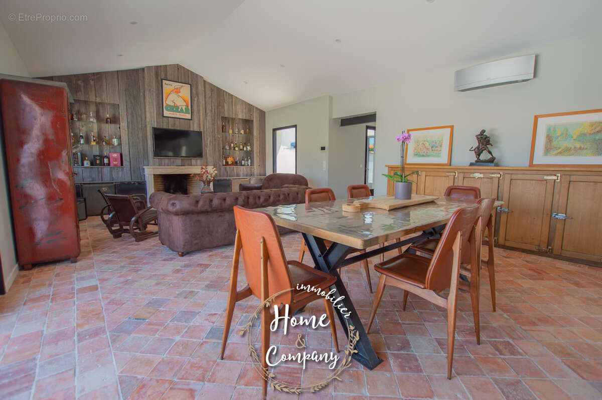 Maison à VAUX-SUR-MER