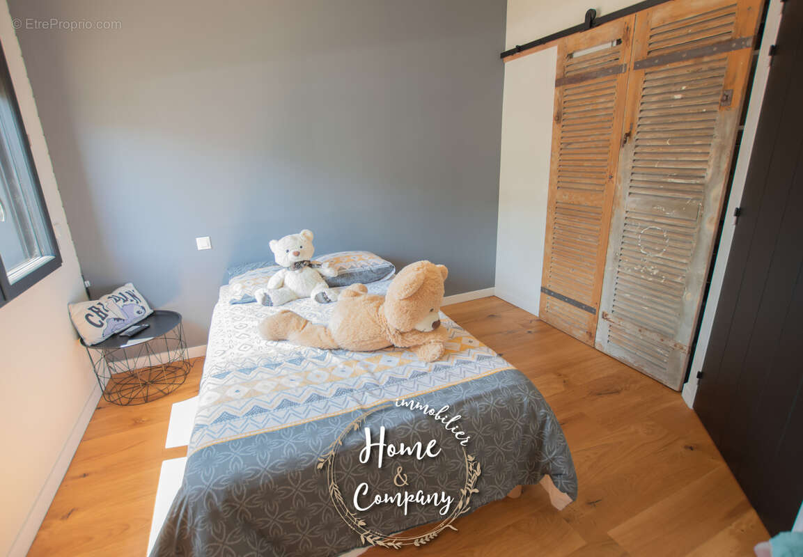 Maison à VAUX-SUR-MER