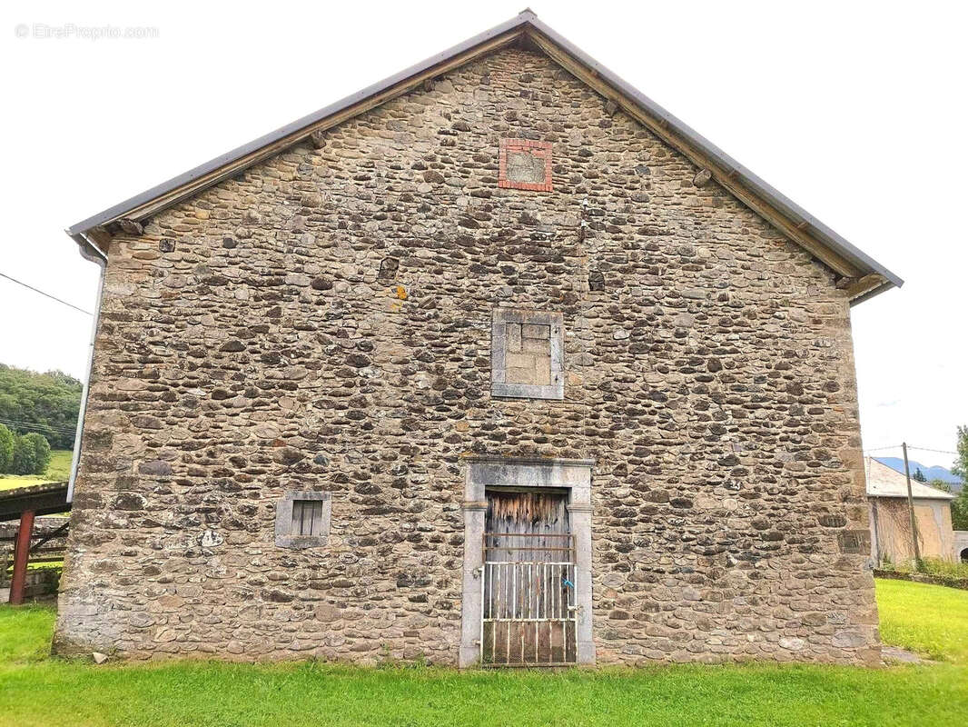 Maison à TARDETS-SORHOLUS