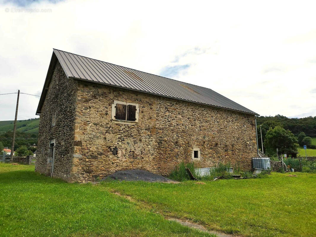 Maison à TARDETS-SORHOLUS