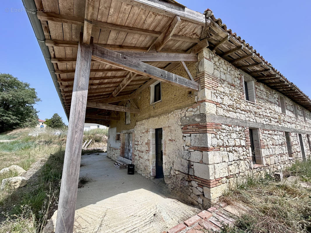 Maison à BEAUMONT-DE-LOMAGNE