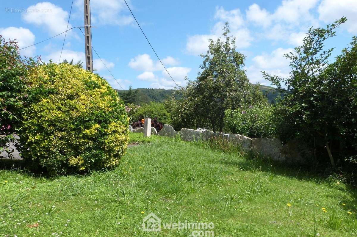 A l&#039;extérieur un jardin privatif de 64m2 - Maison à SARE