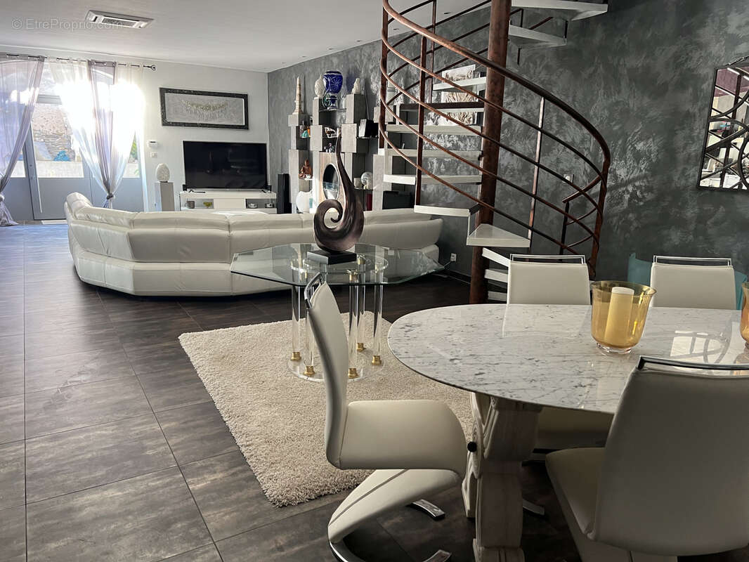 Maison à SAINT-COUAT-D&#039;AUDE