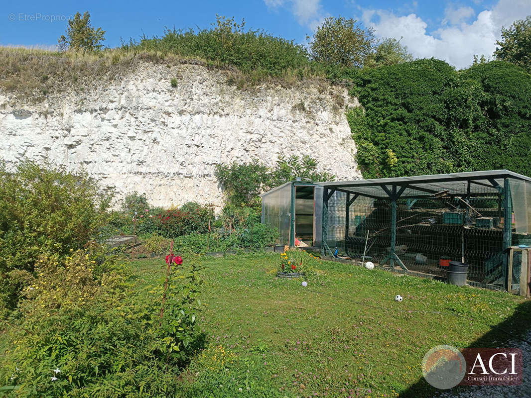 Maison à SAINT-CLAIR-SUR-EPTE