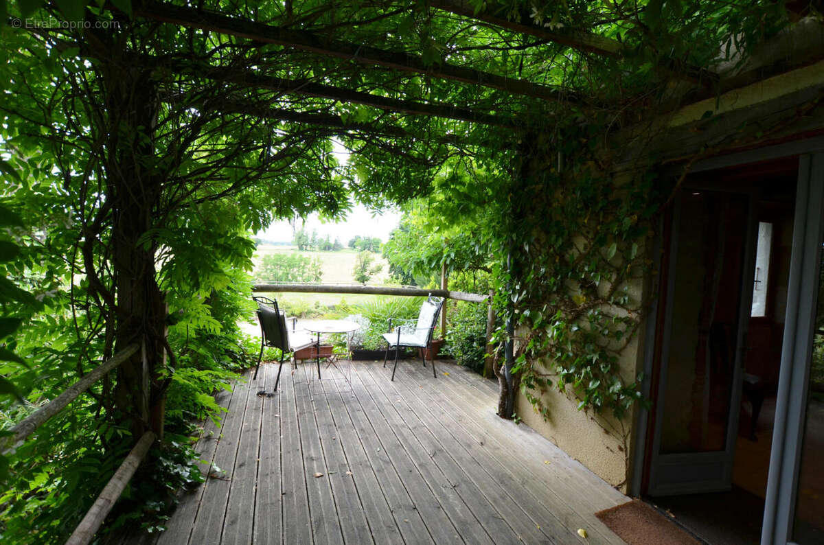 Maison à MONTESQUIOU