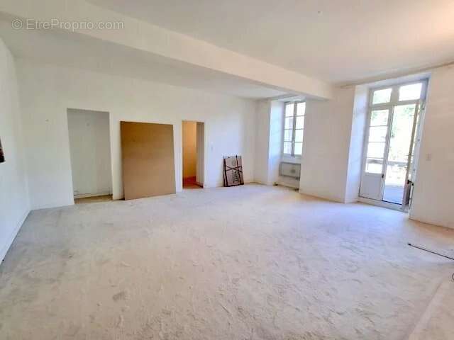 Appartement à LES VANS