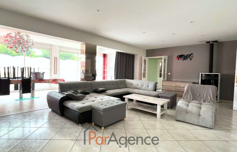 Maison à SAINT-SULPICE-DE-ROYAN