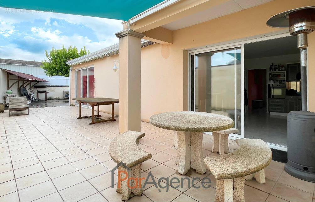 Maison à SAINT-SULPICE-DE-ROYAN