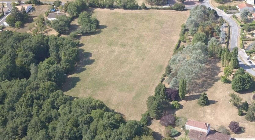Terrain à FONTCOUVERTE