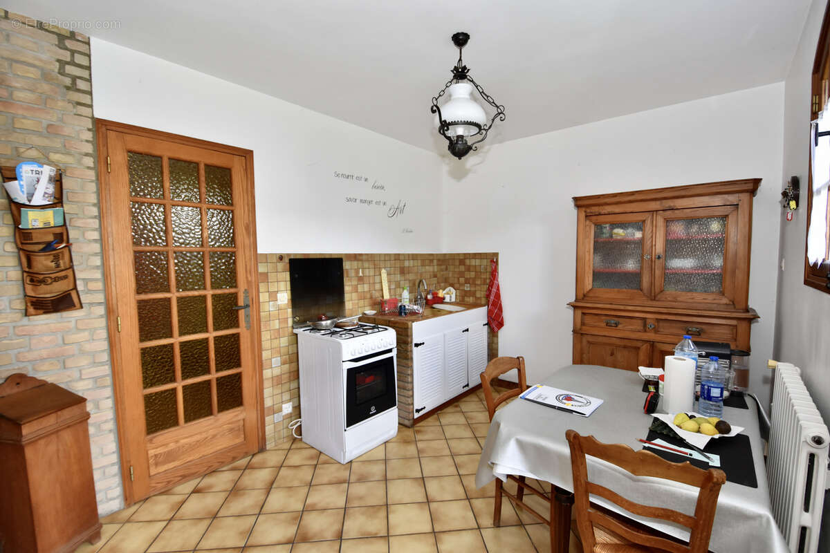 Maison à VIGNACOURT