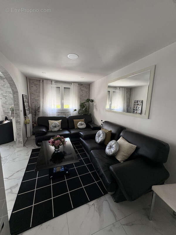 Appartement à NEUILLY-SUR-MARNE