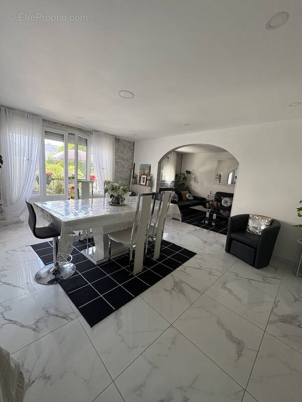 Appartement à NEUILLY-SUR-MARNE