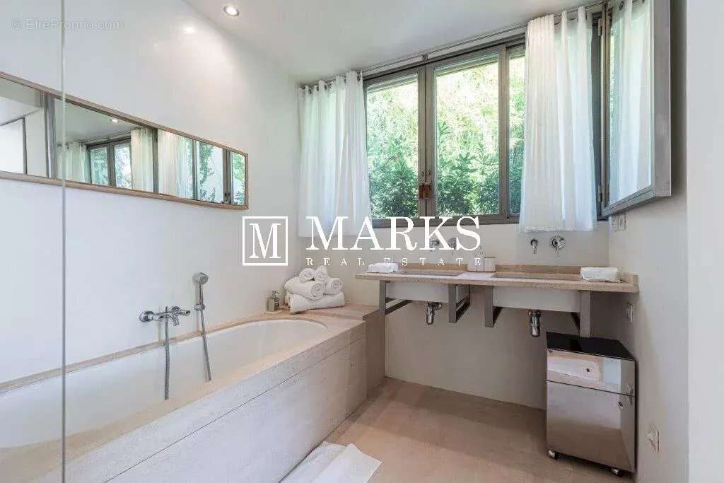 Maison à SAINT-JEAN-CAP-FERRAT