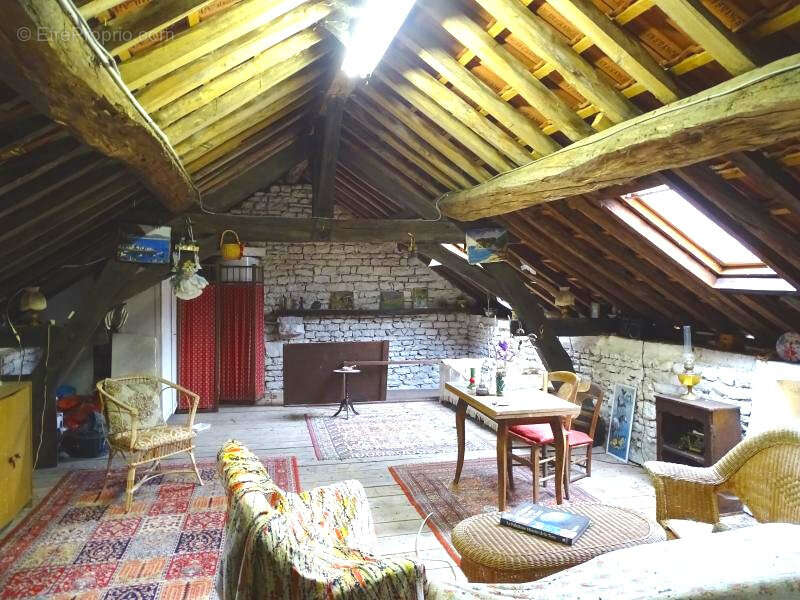 Maison à ANCY-LE-LIBRE