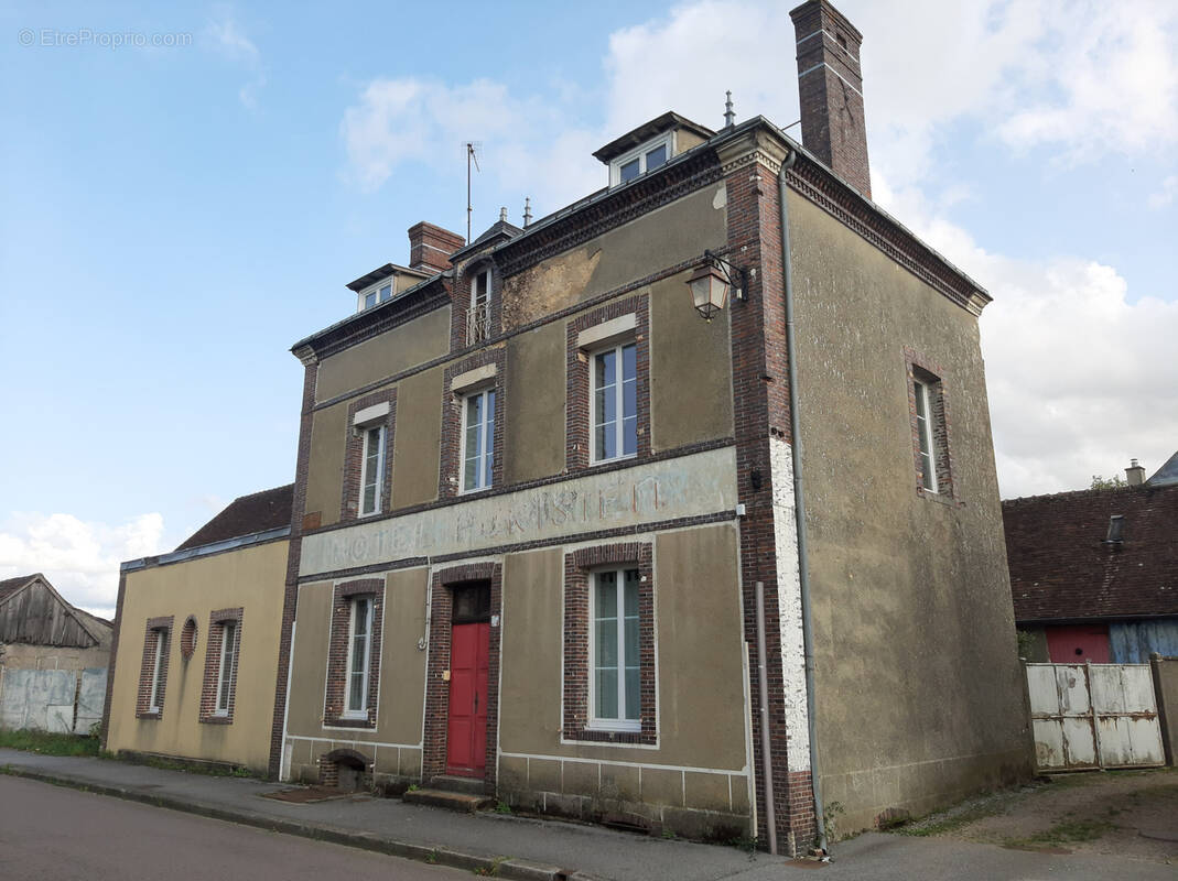 Maison à BRETONCELLES