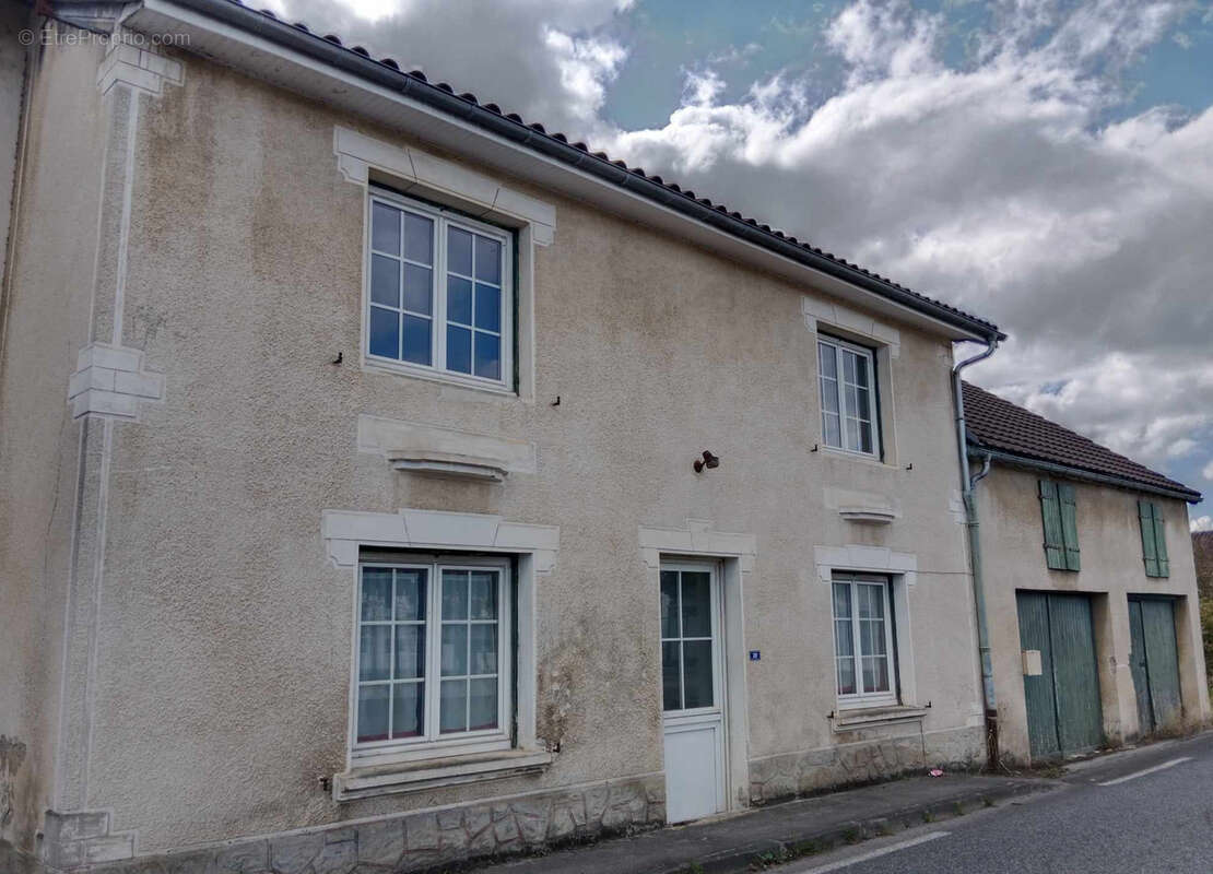 Maison à ARZACQ-ARRAZIGUET