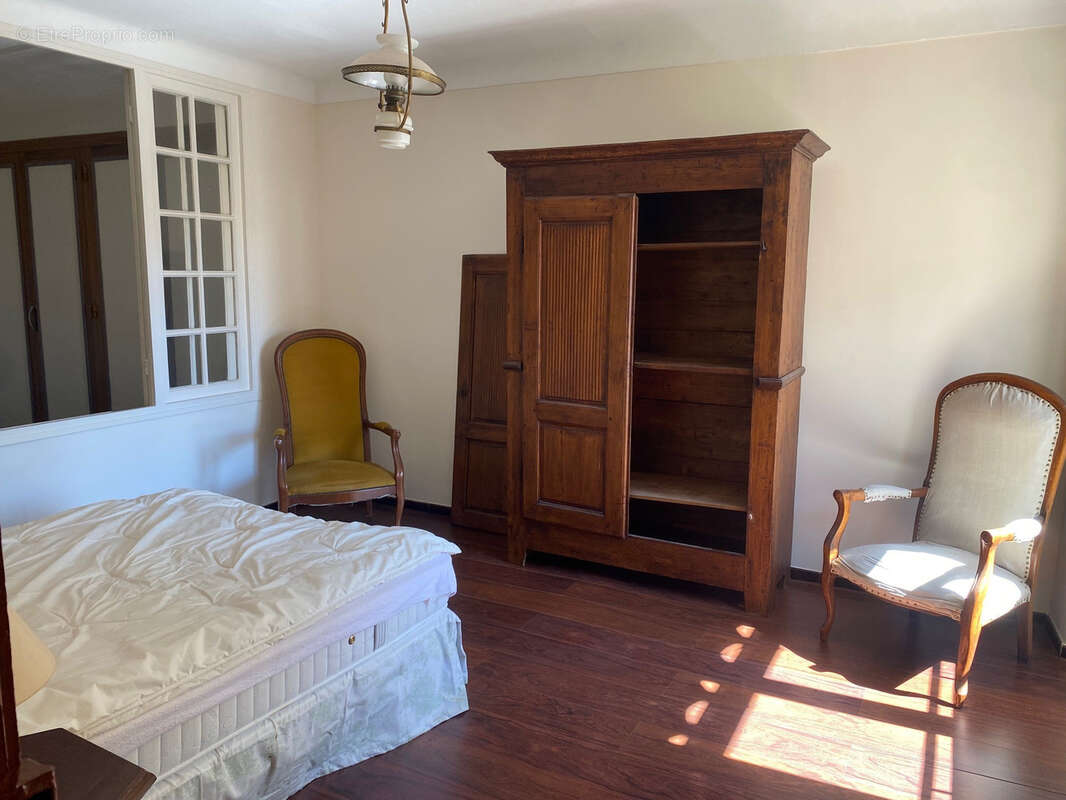 Appartement à SAINT-VALLIER-DE-THIEY