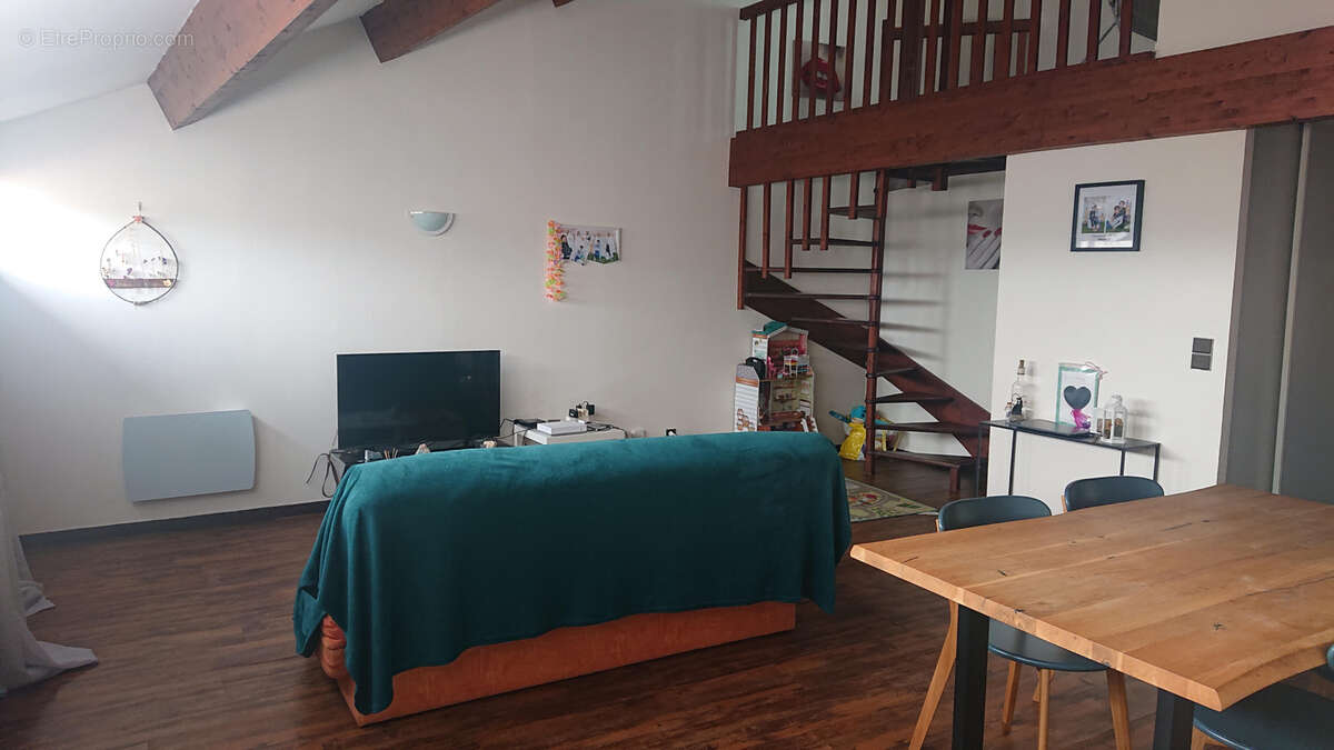 Appartement à VILLEFRANCHE-DE-ROUERGUE