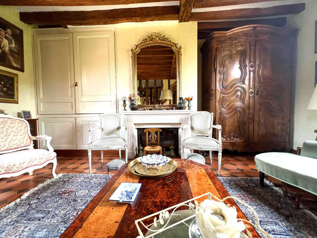 Maison à VOISCREVILLE