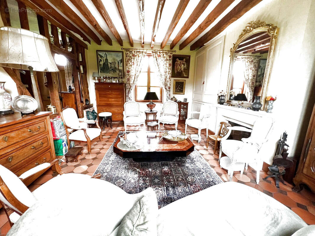 Maison à VOISCREVILLE