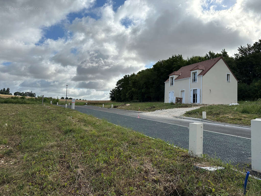 Terrain à PROVINS