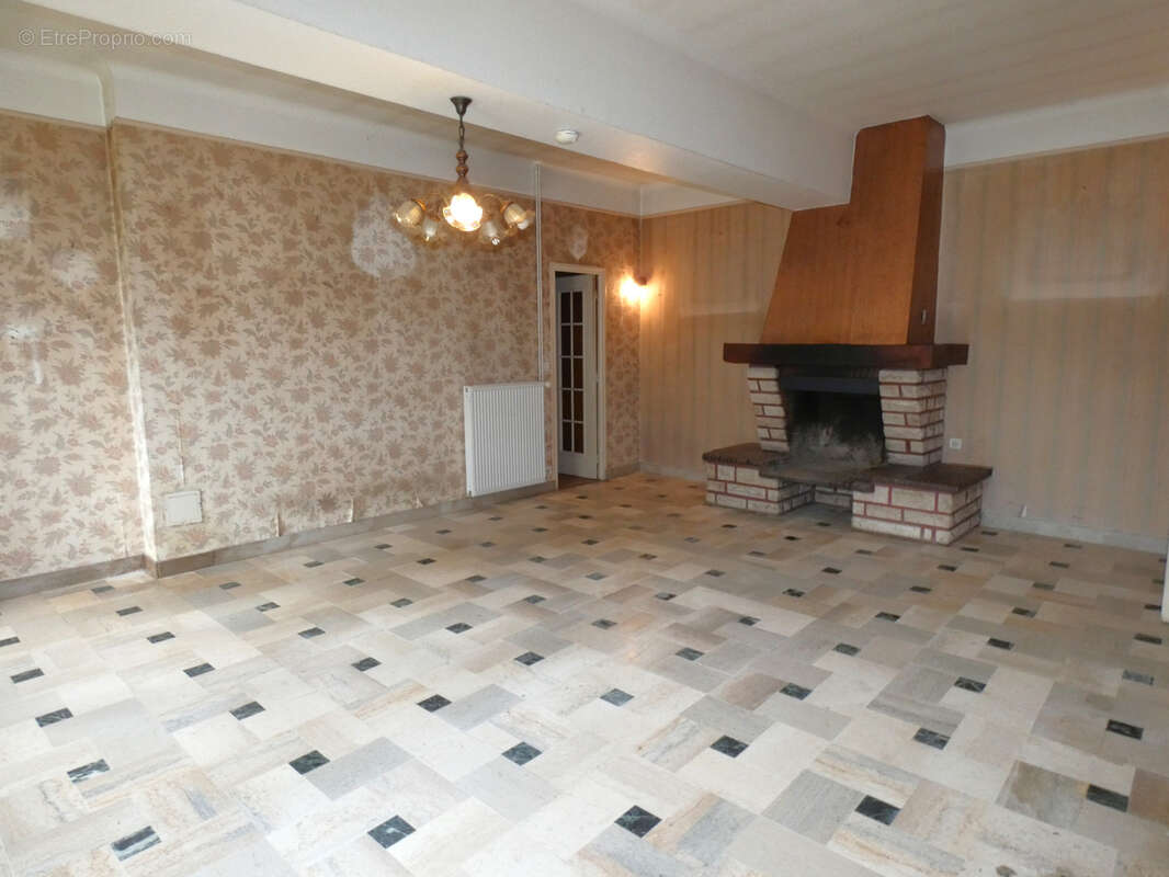 Maison à BUSSY-EN-OTHE