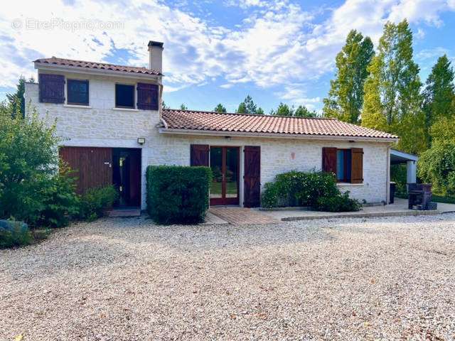 Maison à SAINT-LAURENT-MEDOC