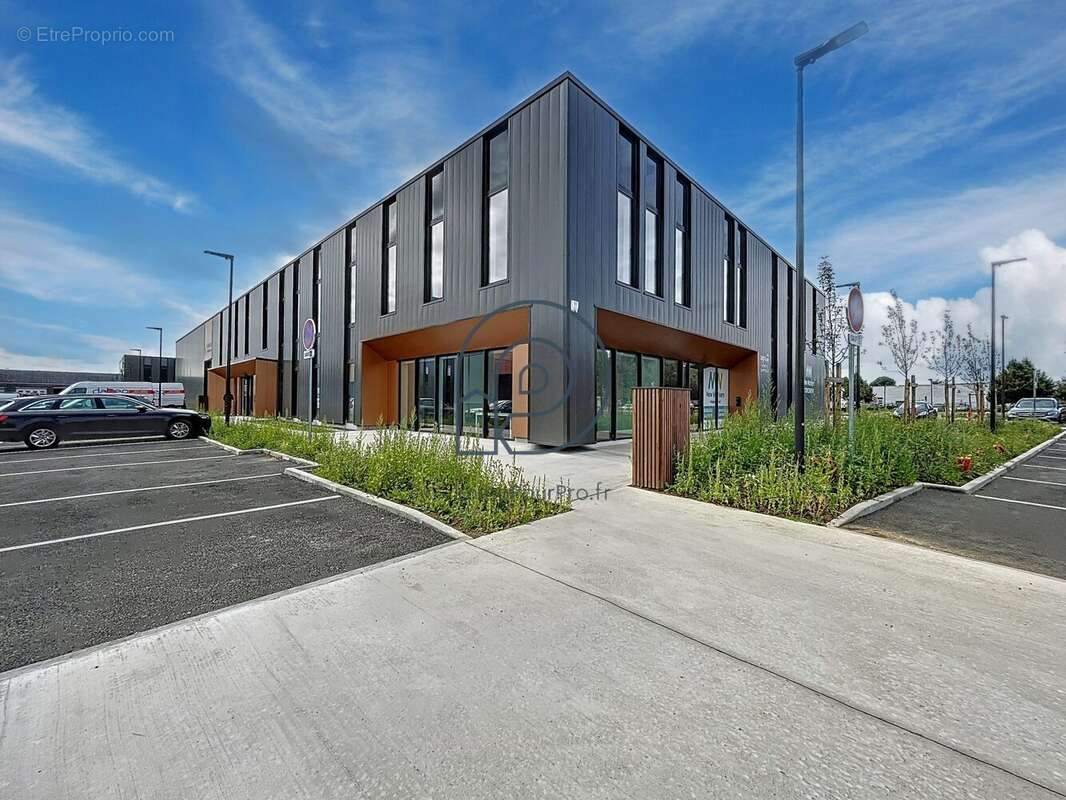 Commerce à HALLENNES-LEZ-HAUBOURDIN