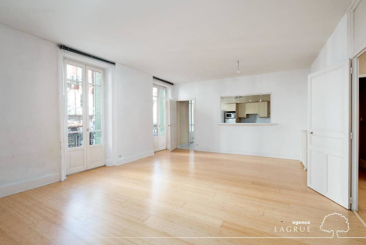   - Appartement à VICHY