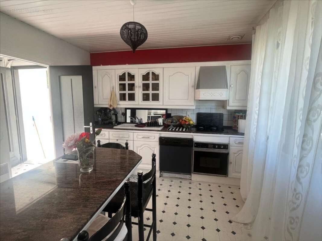 Maison à CHIGNY-LES-ROSES