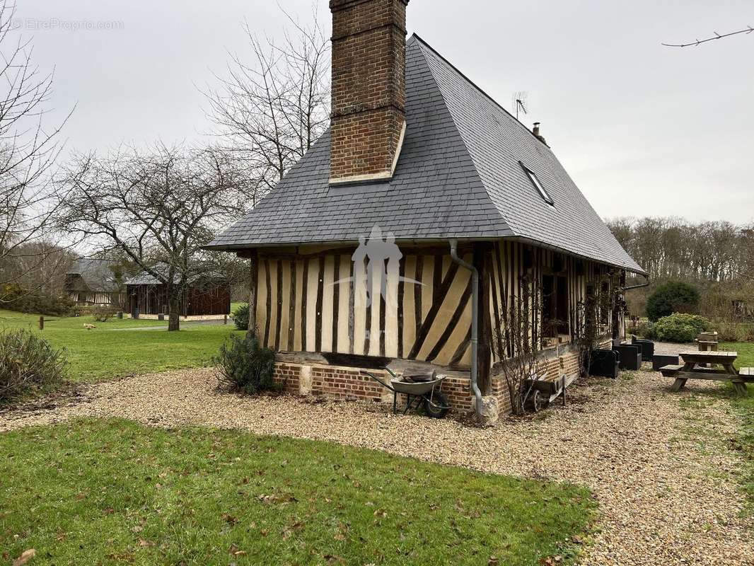 Autre à TOURVILLE-LA-RIVIERE