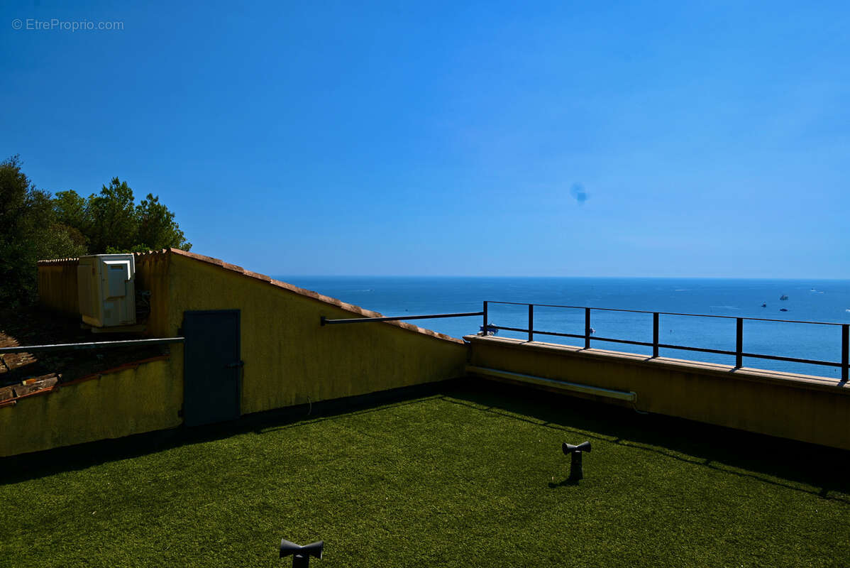 Appartement à ROQUEBRUNE-CAP-MARTIN