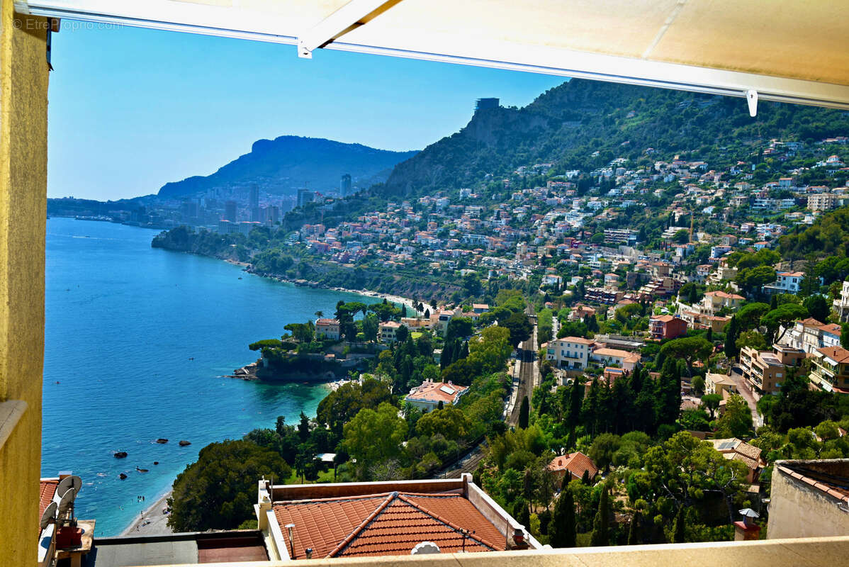 Appartement à ROQUEBRUNE-CAP-MARTIN