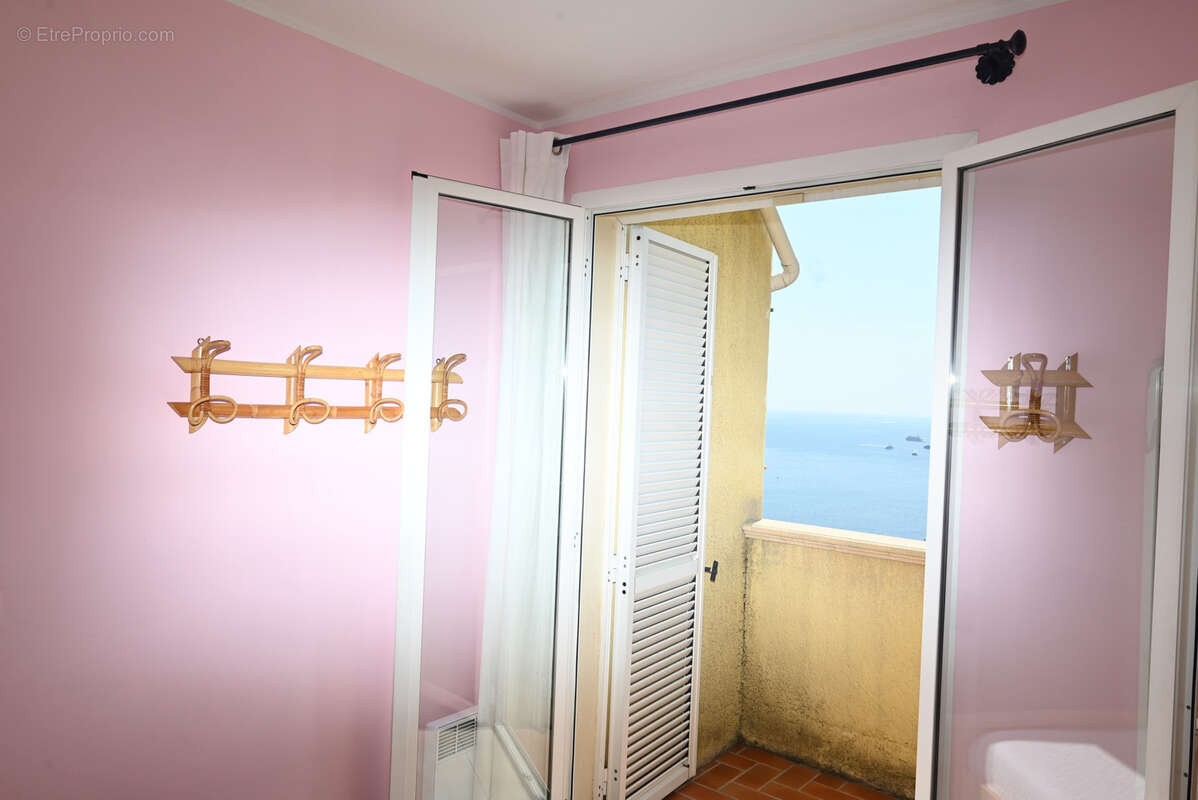 Appartement à ROQUEBRUNE-CAP-MARTIN