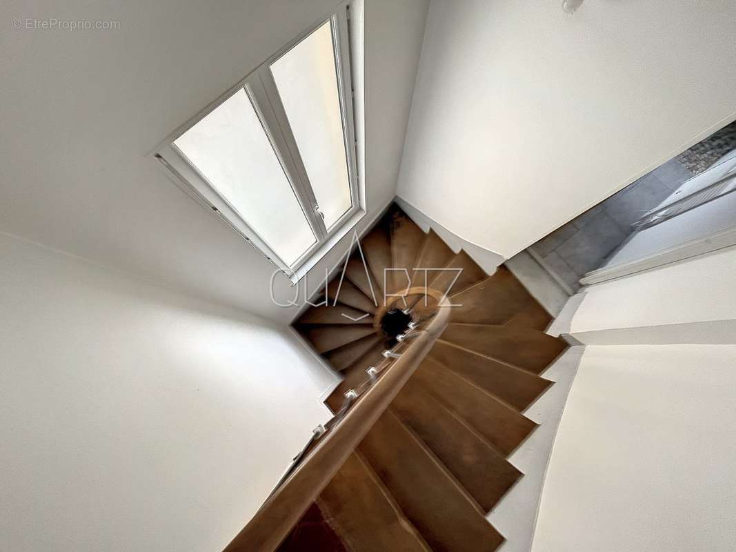 Maison a louer pontoise - 6 pièce(s) - 150 m2 - Surfyn