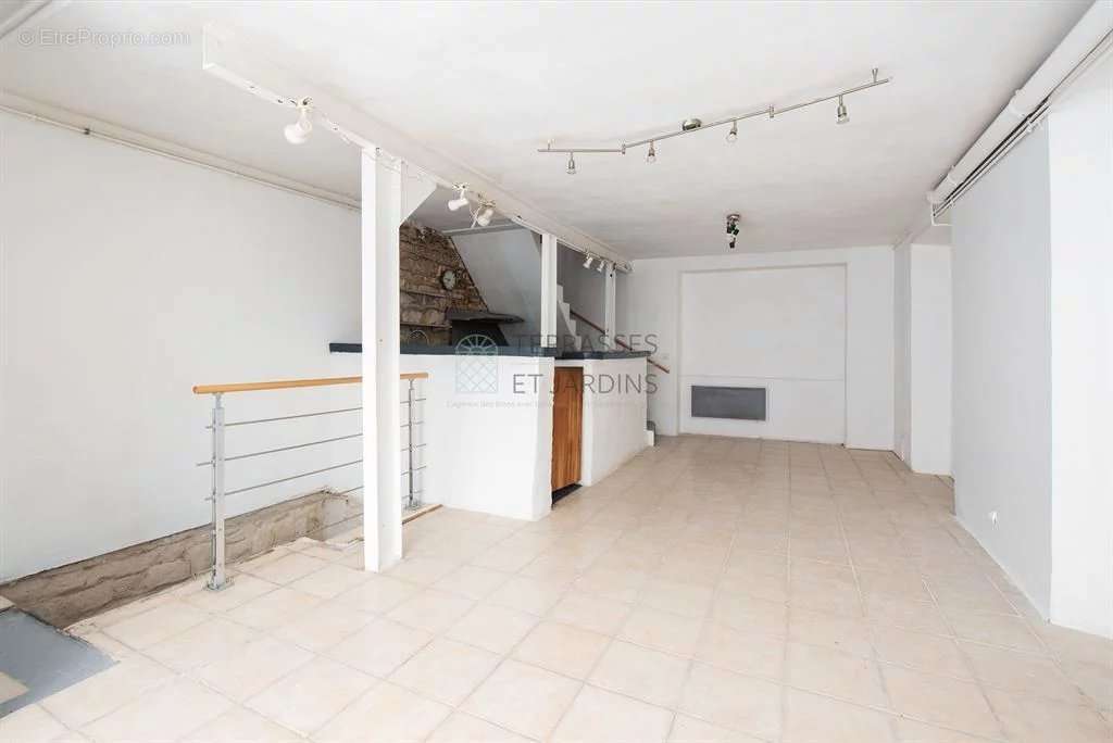 Maison a louer paris-12e-arrondissement - 5 pièce(s) - 116 m2 - Surfyn