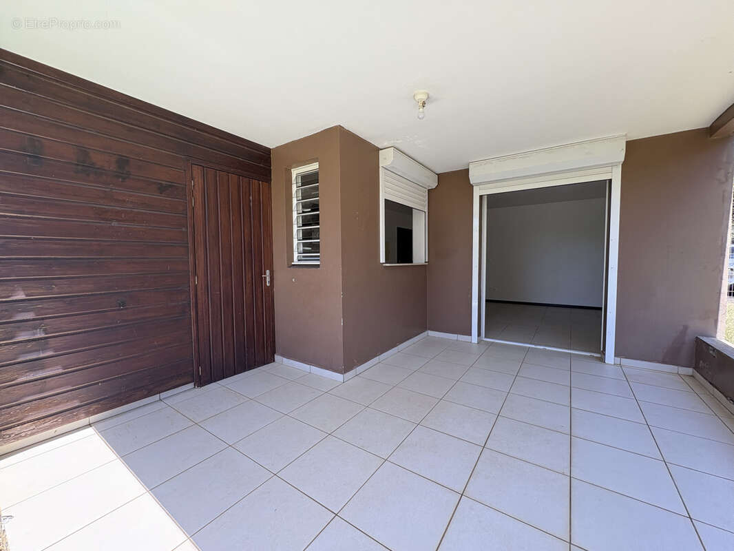 Appartement à LE GOSIER