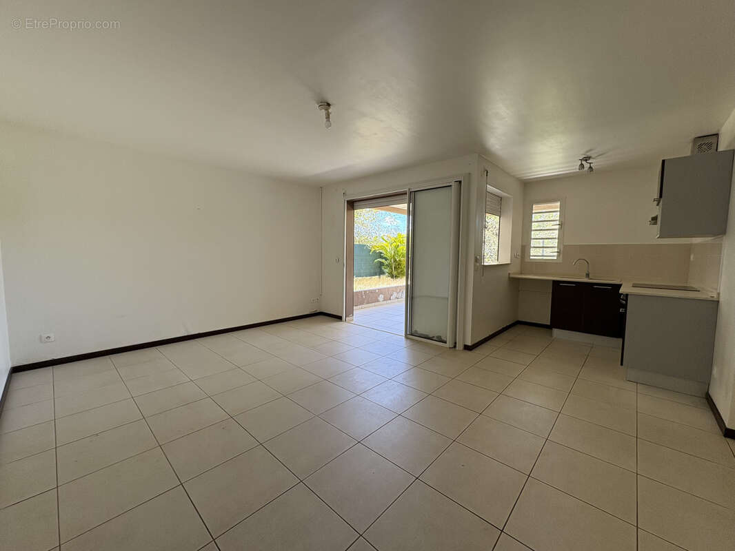 Appartement à LE GOSIER