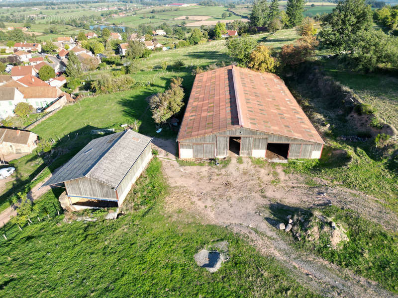 Maison à CHAROLLES